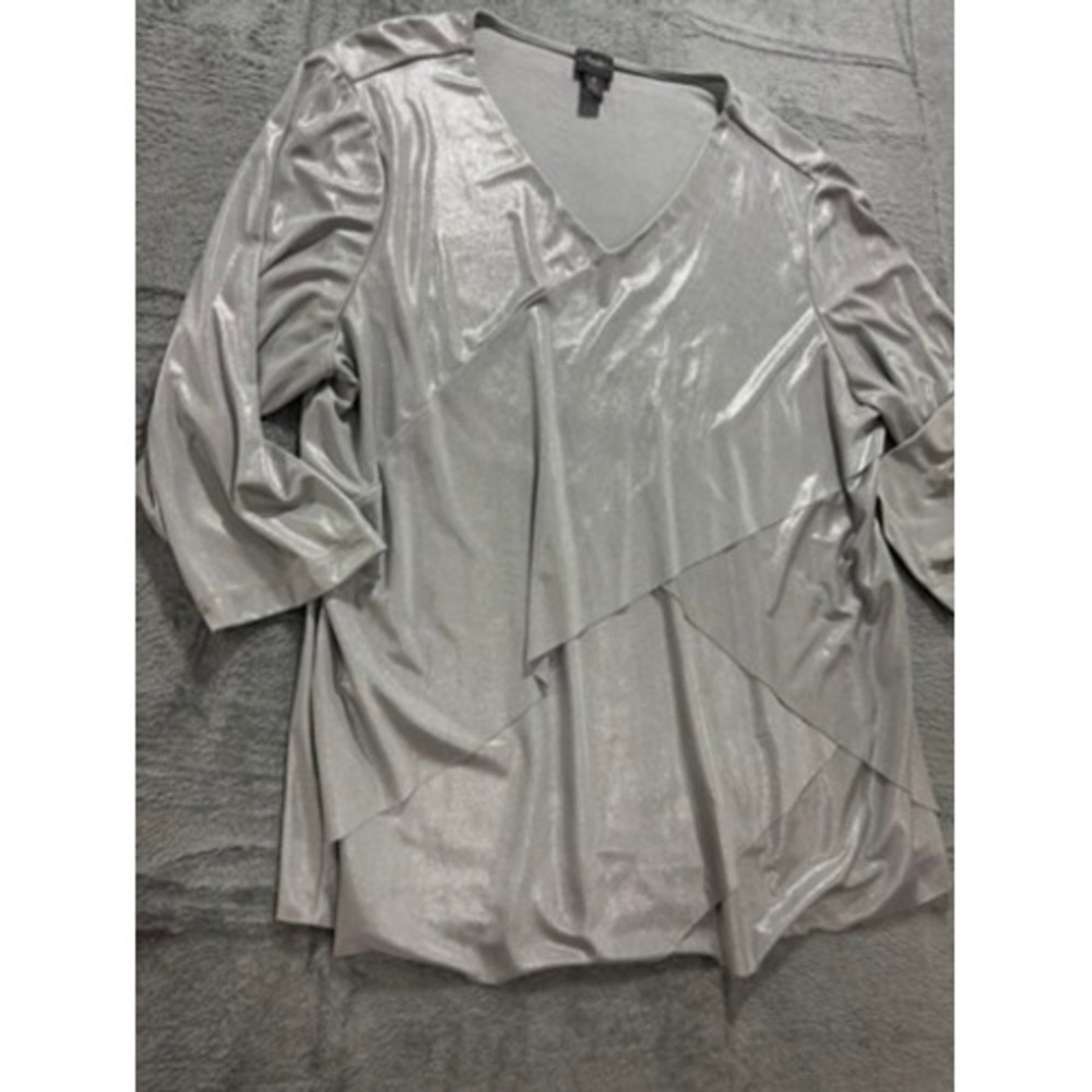 Chicos Travelers Metallic Silver Top Layered Blouse Stretch Career Chic - Picture 2 of 8